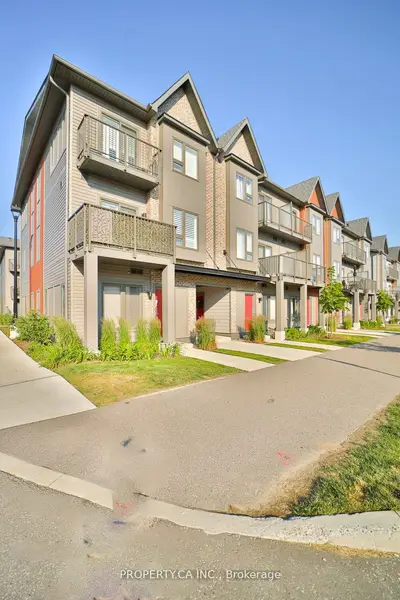 Condo Townhouse in Pickering