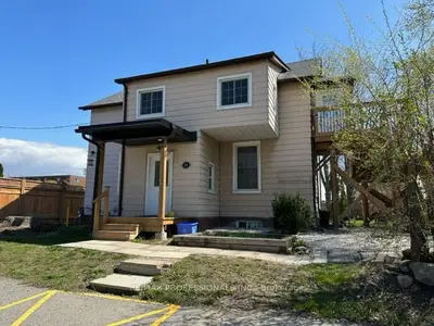 Fourplex in Whitby