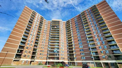 121 Trudelle Street 604, Toronto E08, On M1j 3k4