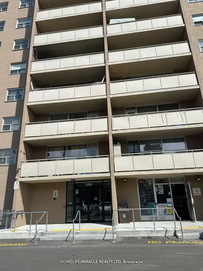 Condo Apartment in Toronto