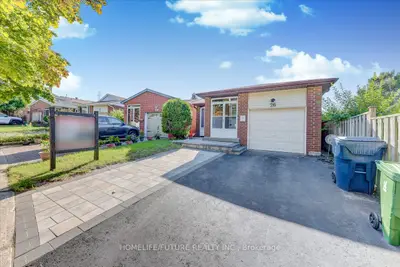 Detached in Toronto