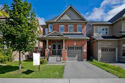 Detached in Oshawa