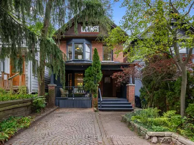 Detached in Toronto