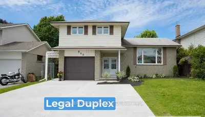 Duplex in Oshawa