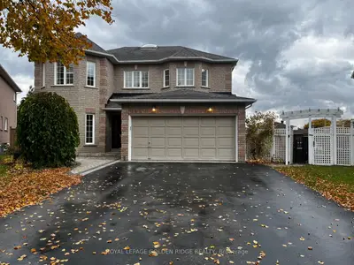 Detached in Pickering