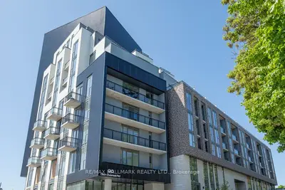 Condo Apartment in Toronto