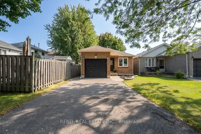 Detached in Clarington