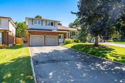 Detached in Oshawa