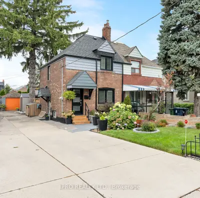 180 Woodville Avenue, Toronto E03, On M4j 2r5