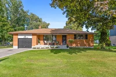 Detached in Scugog