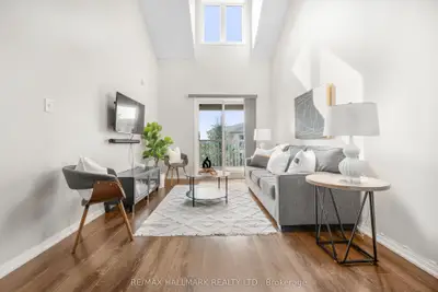 Condo Townhouse in Whitby