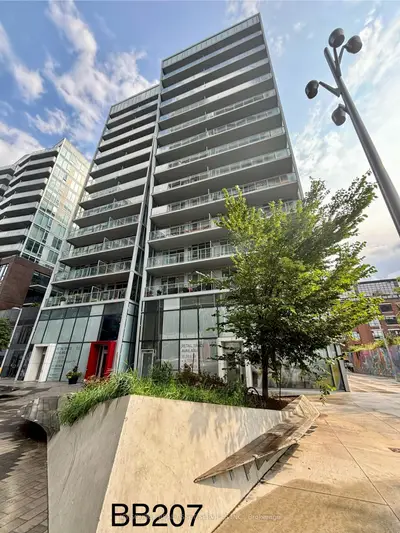 Condo Apartment in Toronto