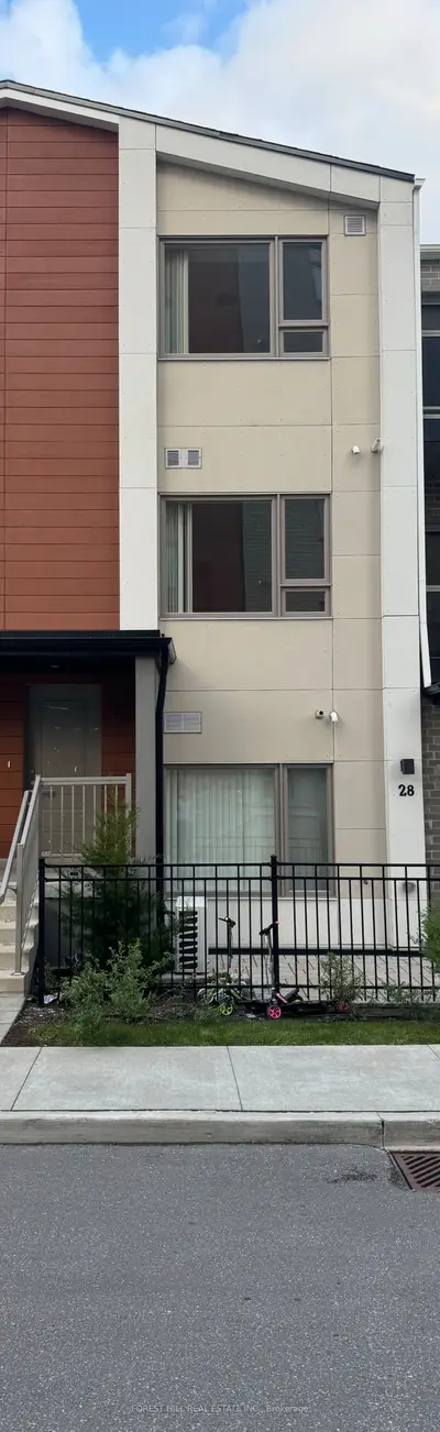 Condo Townhouse in Toronto