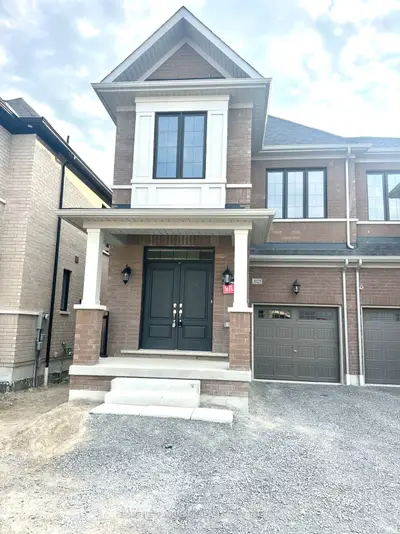 Semi-Detached in Pickering