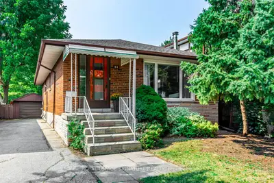 Detached in Toronto