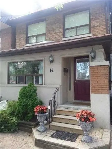 Triplex in Toronto