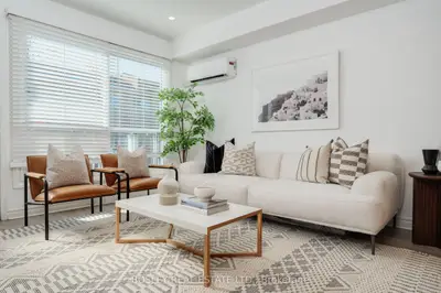 Condo Townhouse in Toronto