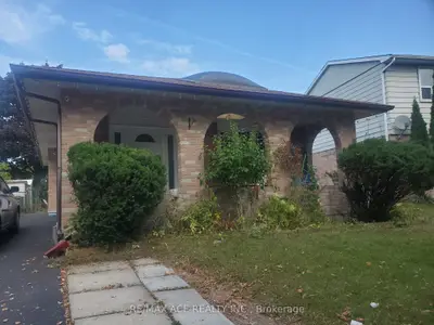 Detached in Toronto