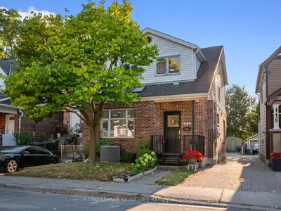 Detached in Toronto