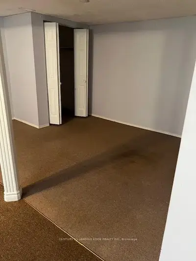 Semi-Detached in Scugog