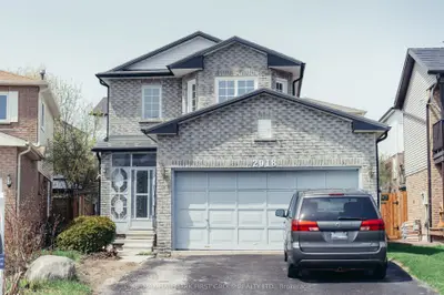 Detached in Pickering