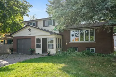 Detached in Scugog