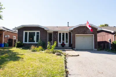 Detached in Oshawa