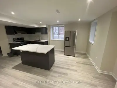 Detached in Oshawa