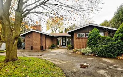 Detached in Oshawa