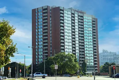 Condo Apartment in Toronto