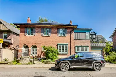 Detached in Toronto