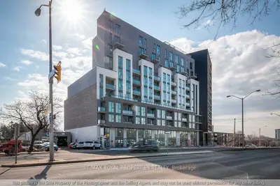Condo Apartment in Toronto
