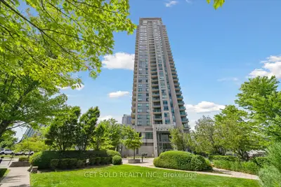 Condo Apartment in Toronto