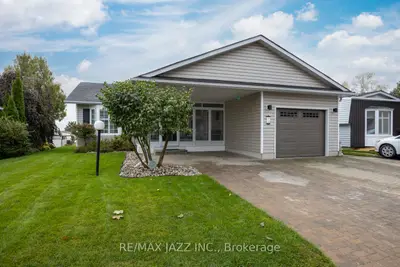Detached in Clarington