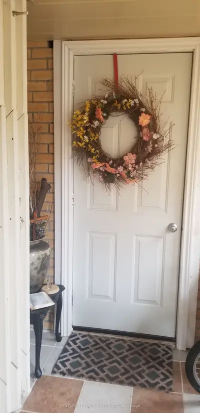 Att/Row/Townhouse in Pickering