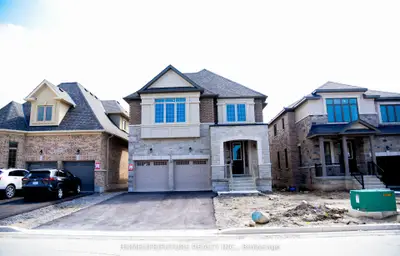Detached in Clarington