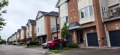 Condo Townhouse in Toronto