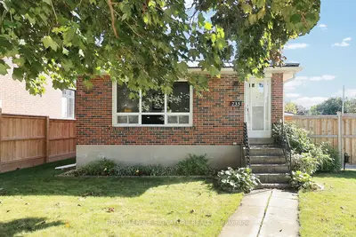 Detached in Pickering