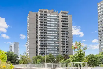 Condo Apartment in Toronto