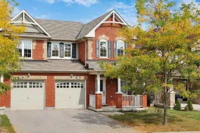 Att/Row/Townhouse in Pickering