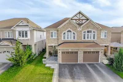 Semi-Detached in Ajax
