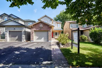 Detached in Clarington
