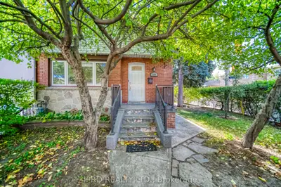 Detached in Toronto