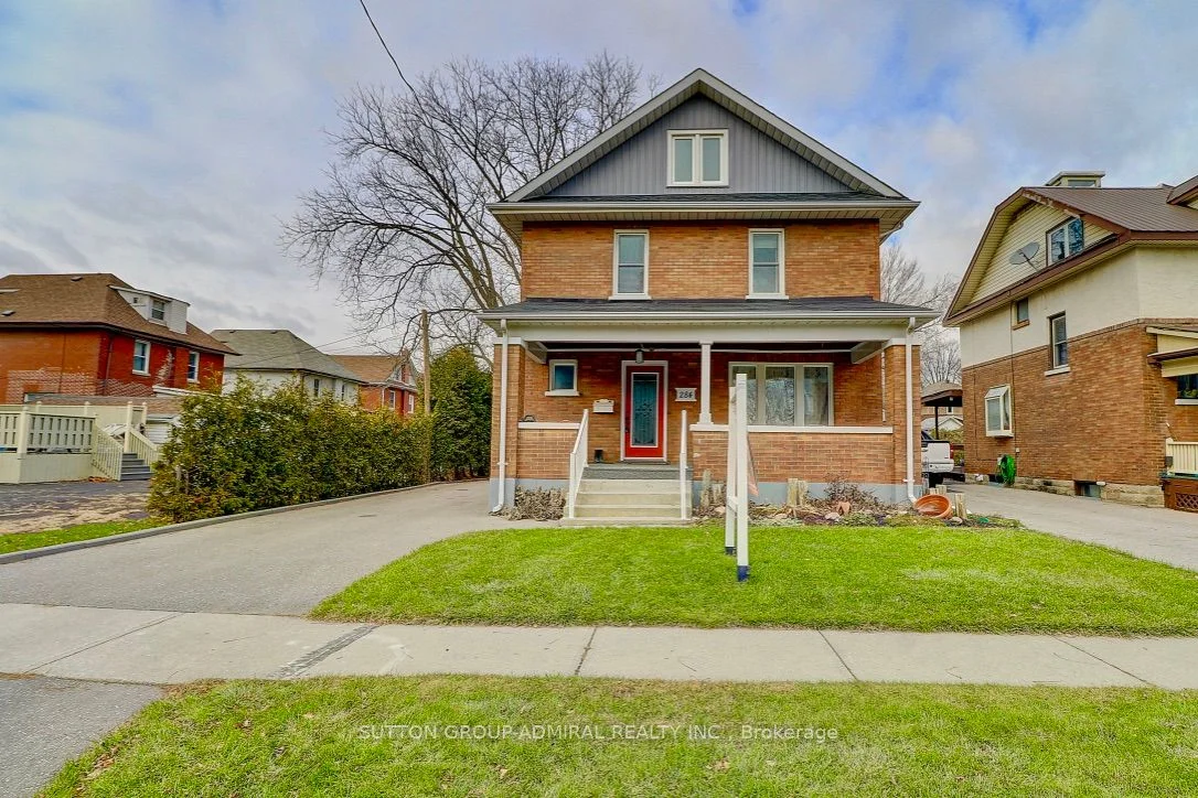 284 Richmond Street, Oshawa, ON L1G 1E7