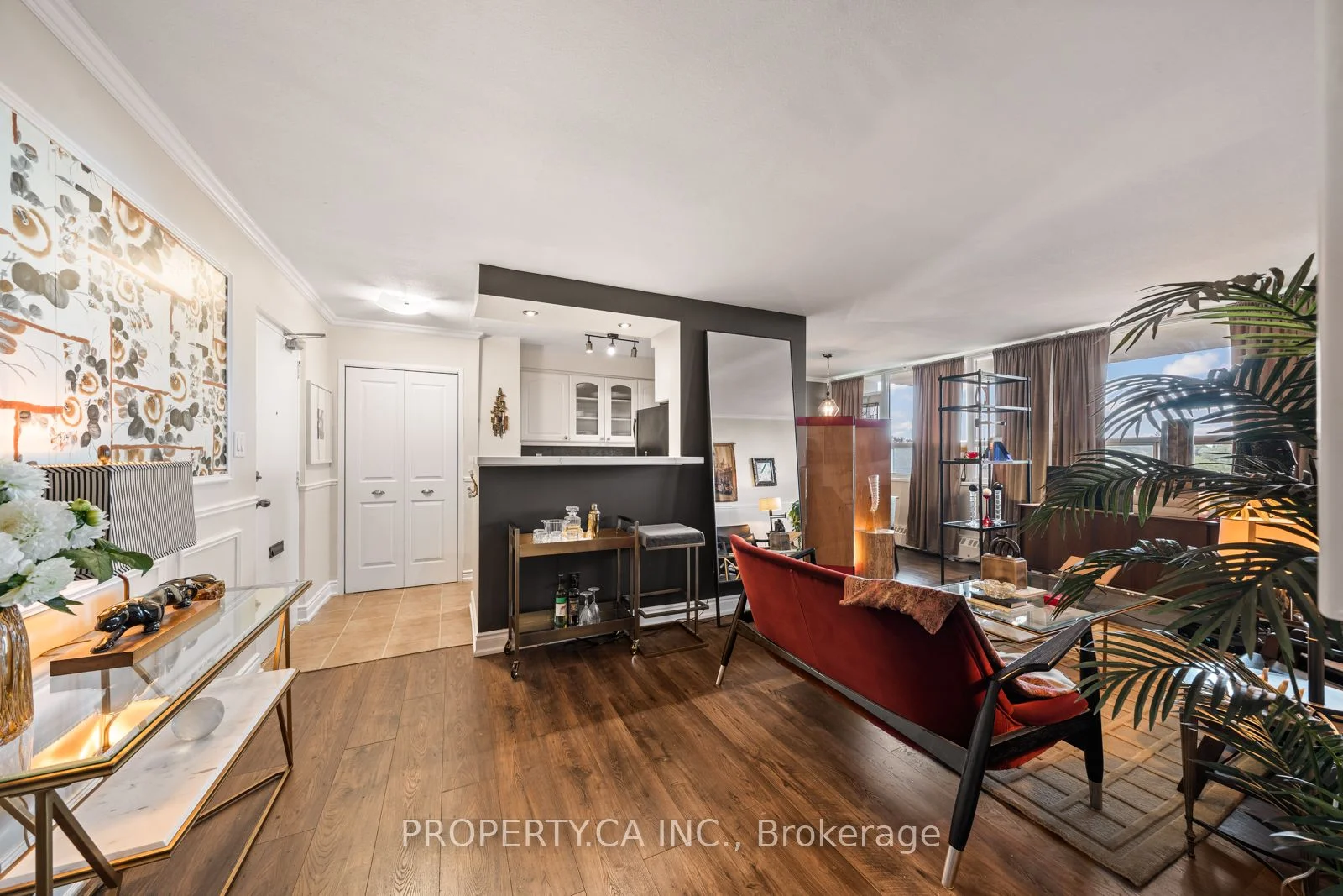 Condo Apartment in Toronto