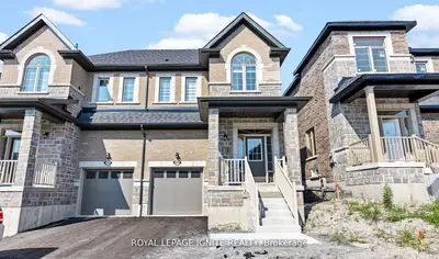 Semi-Detached in Pickering