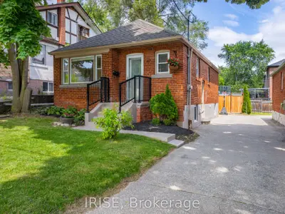 Detached in Toronto