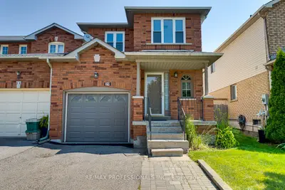 Att/Row/Townhouse in Clarington
