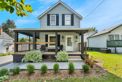 Detached in Oshawa