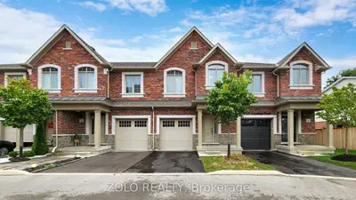 Att/Row/Townhouse in Clarington